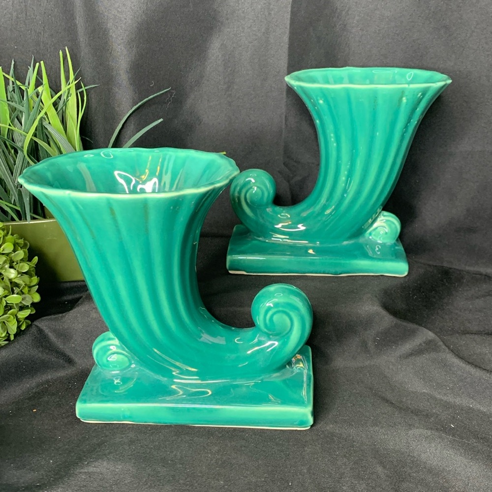 Set of 2 Vintage 1950’s aqua cornucopia vase / bookends